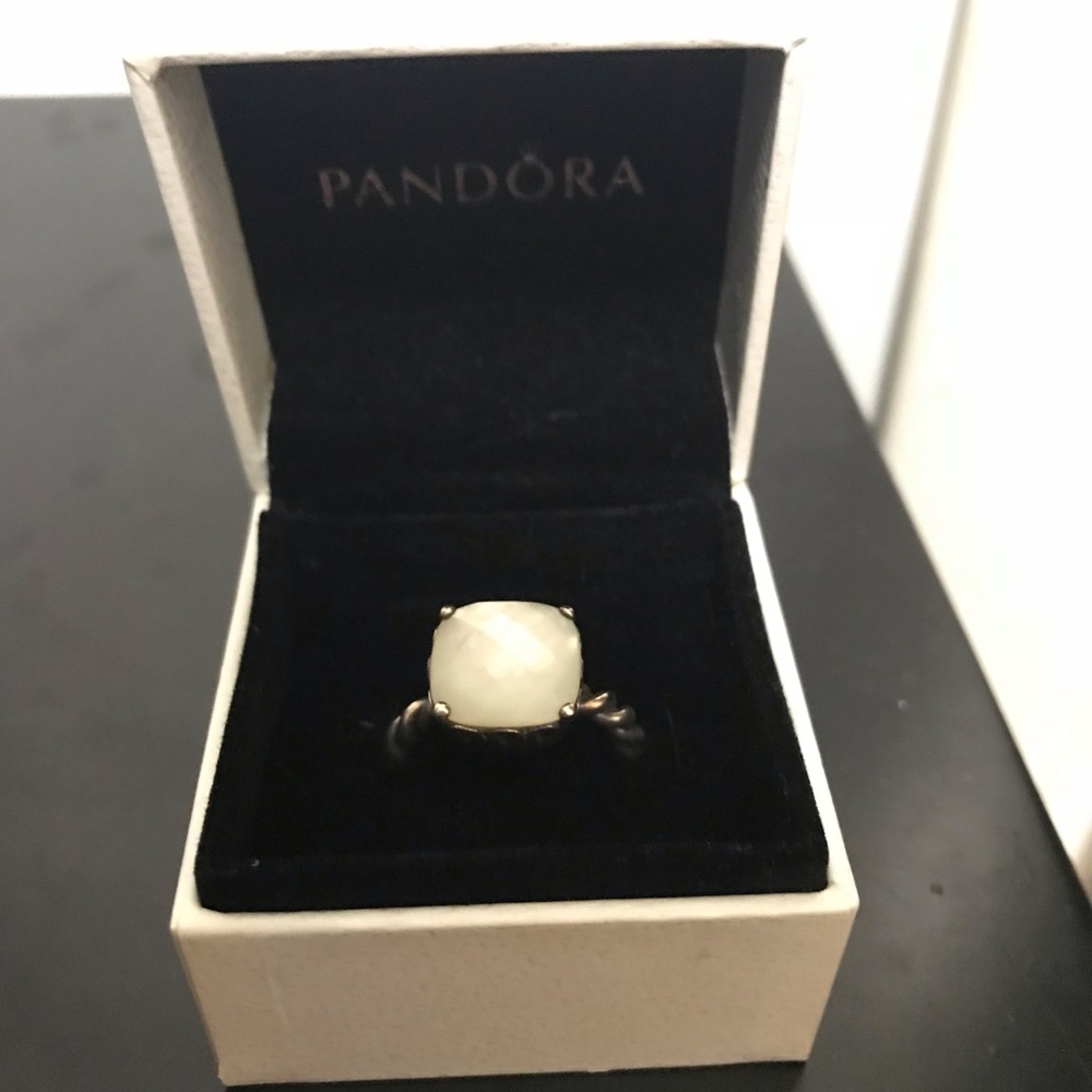 Pandora Ring